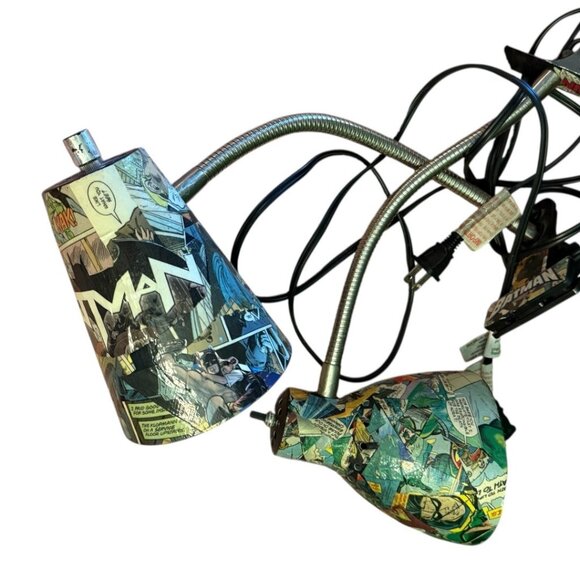 Vintage Batman & Robin Comic Book Desk Lamp Set With Flexible Gooseneck Design A - Picture 1 of 6